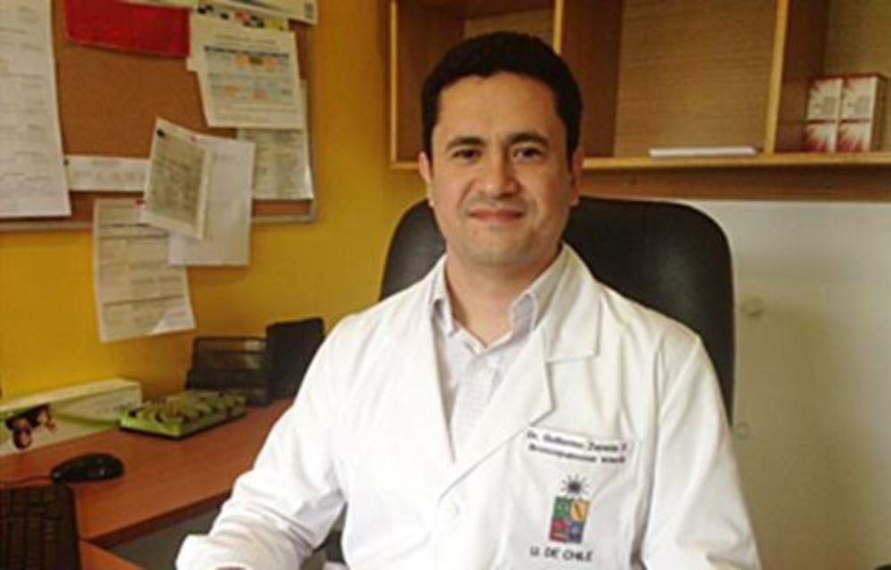 El subdirector de la Escuela de Medicina de la U. de Chile, Guillermo Zepeda, destacó la importancia que tiene "el deporte en general para la salud a todo nivel, tanto la salud física como en la salud emocional”. 